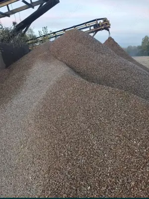 Transport nisip balastru pământ piatră concasată sorturi  - imagine 4