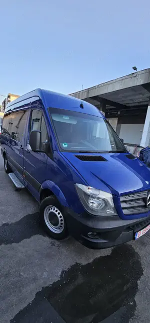 Inchiriez microbuz 8+1 cu sofer - imagine 2