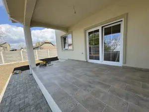 Duplex 4 camere in localitatea Sag