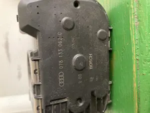 Clapeta acceleratie3.2Benzina Audi  A 3-A 8 - imagine 2