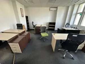 Spatiu parcare privata birouri/clinica/ Pacurari  - imagine 7