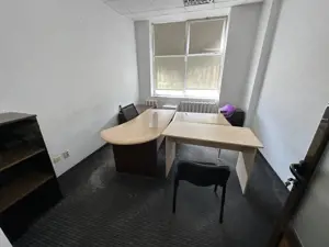 Spatiu parcare privata birouri/clinica/ Pacurari  - imagine 12