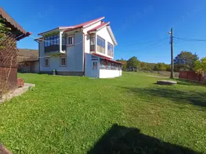 Casa de vanzare 6 camere