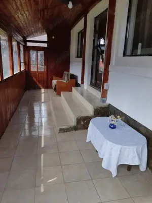 Casa de vanzare 6 camere  - imagine 2