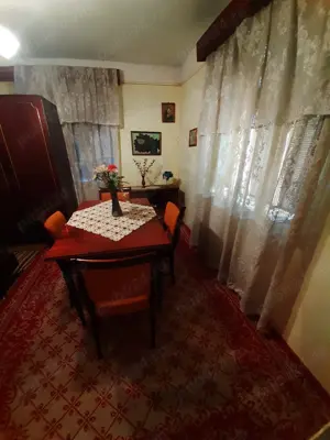 Casă de vânzare la țară - imagine 3