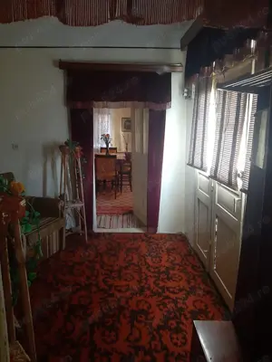 Casă de vânzare la țară - imagine 7