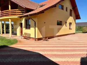 Vila la cheie, zona Odoreu, 2330 mp teren - imagine 4