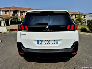 Peugeot 5008 - imagine 8