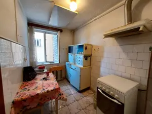 De vânzare apartament 3 camere, Deva  80 mp  str. Titu Maiorescu, parter - imagine 10