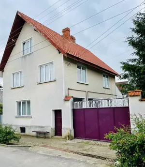 Casa de vanzare comuna Halchiu