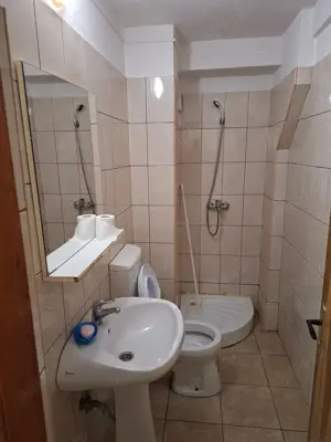  vand garsoniera mobilata si dotata tot confortul - imagine 8