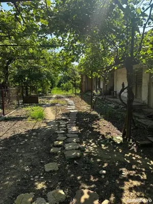 Casa de vânzare  - imagine 2