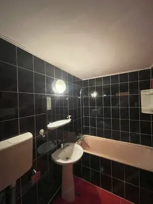 Apartament de vanzare, cu 3 camere decomandat, 68 mp, parter, zona Pasunii - imagine 9