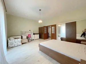 Apartament 3 camere, garaj si boxa - zona Centrala-Prefectura - imagine 17