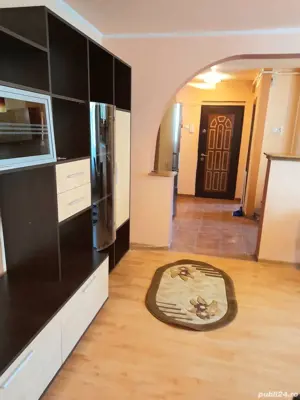 Apartament de inchiriat Deva renovat recent si utilat.