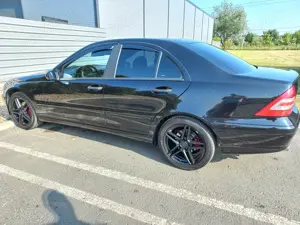 Vând Mercedes C class w203 1.8 kompressor impecabilă! - imagine 3