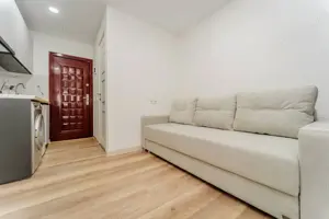 Ofer spre inchiriere garsoniera in zona Drumul Taberei