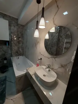 Ofer spre inchiriere garsoniera in Drumul Taberei