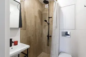 Ofer spre inchiriere garsoniera in zona Giulesti - imagine 5