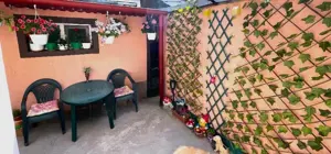 Proprietar vand Casa cu 2 camere si 2 bai, CURTE COMUNA Sector 6