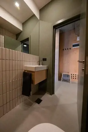 Vedere la mare apartament deosebit mobilat lux chirie termen lung - imagine 15