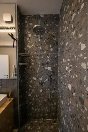 Vedere la mare apartament deosebit mobilat lux chirie termen lung - imagine 10