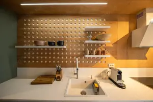 Vedere la mare apartament deosebit mobilat lux chirie termen lung - imagine 8