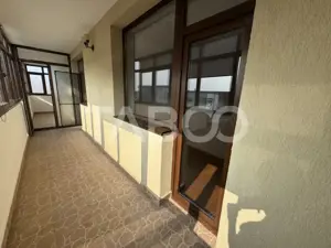 Apartament etaj 2 decomandat 3 camere 69 mpu 2 locuri parcare Selimbar - imagine 7