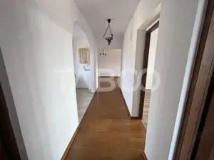 Apartament etaj 2 decomandat 3 camere 69 mpu 2 locuri parcare Selimbar - imagine 8