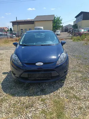 Ford fiesta an 2010 benzina 1.3 klima euro 5 adus recent  - imagine 10