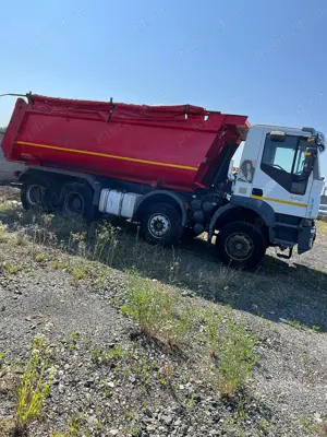 Vând Iveco Trakker 8x4 - imagine 4