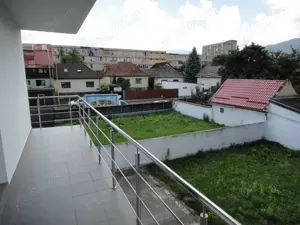 Doua Cladiri total 700mp linga Centrul Civic Brasov, Lot 1000mp pe colt - imagine 4