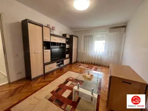 De inchiriat apartament 3 camere in Tudor