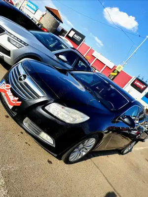 Vând Opel Insignia Sports Tourer Ecoflex