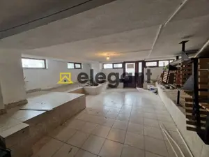 Spatiu depozitare, 66 mp, Cornitoiu