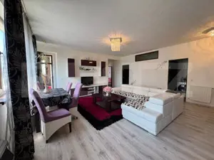 Apartament de vanzare, cu 3 camere, modern, 75 mp, parcare, zona Eroilor!