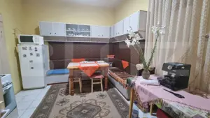Apartament de vanzare, cu 2 camere, 82 mp, zona ultracentrala - imagine 5