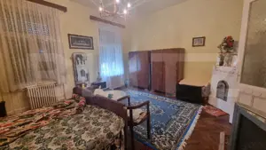 Apartament de vanzare, cu 2 camere, 82 mp, zona ultracentrala - imagine 2