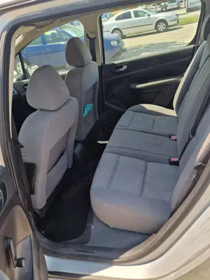 PEUGEOT 1.6 benzina,an 2003