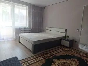 Se ofera spre inchiriere garsoniera in zona Politehnica - imagine 6