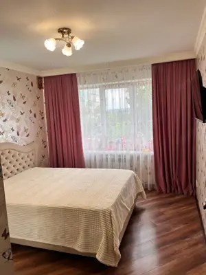 Inchiriem apartament de 3 camere zona 1 Decembrie  - imagine 5