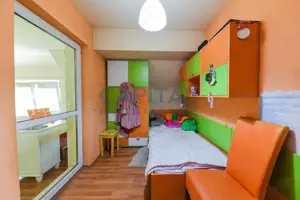 Casa pe 3 niveluri+teren 3650mp, loc Comsesti, zona Lacurile Martinesti - imagine 17