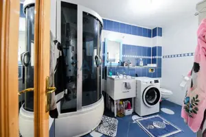 Casa pe 3 niveluri+teren 3650mp, loc Comsesti, zona Lacurile Martinesti - imagine 13