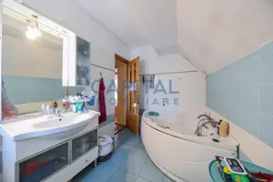 Casa pe 3 niveluri+teren 3650mp, loc Comsesti, zona Lacurile Martinesti - imagine 19