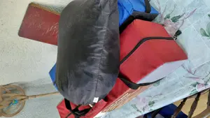 Cort de vânzare nou sigilat