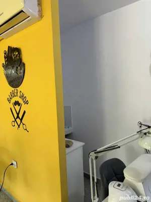 Vand spatiu comercial. Inchiriez post frizer manichiurista - imagine 3