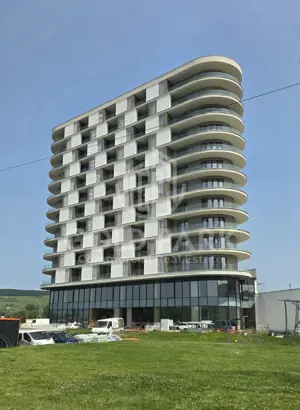 Spatiu Comercial - Zona VIVO - Cladire Noua/Parcare/Vitrina Mare - imagine 3