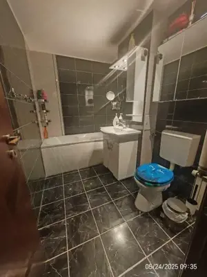 Steaua | 4 Camere | Decomandat | Etaj Intermediar | Centrala proprie - imagine 3 Steaua | 4 Camere | Decomandat | Etaj Intermediar | Centrala proprie - imagine 3