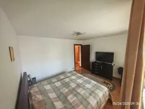 Steaua | 4 Camere | Decomandat | Etaj Intermediar | Centrala proprie - imagine 2 Steaua | 4 Camere | Decomandat | Etaj Intermediar | Centrala proprie - imagine 2