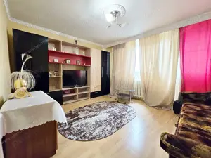 Apartament cu 2 camere decomandat, situat in cartierul Micro 19. - imagine 2